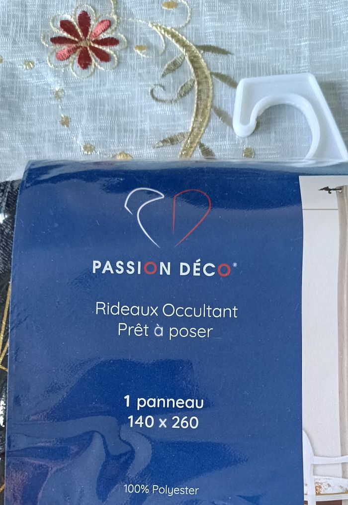 Rideaux occultants  neufs  lot de 2  prèt a poser 👍 ENVOI RAPIDE - photo numéro 4