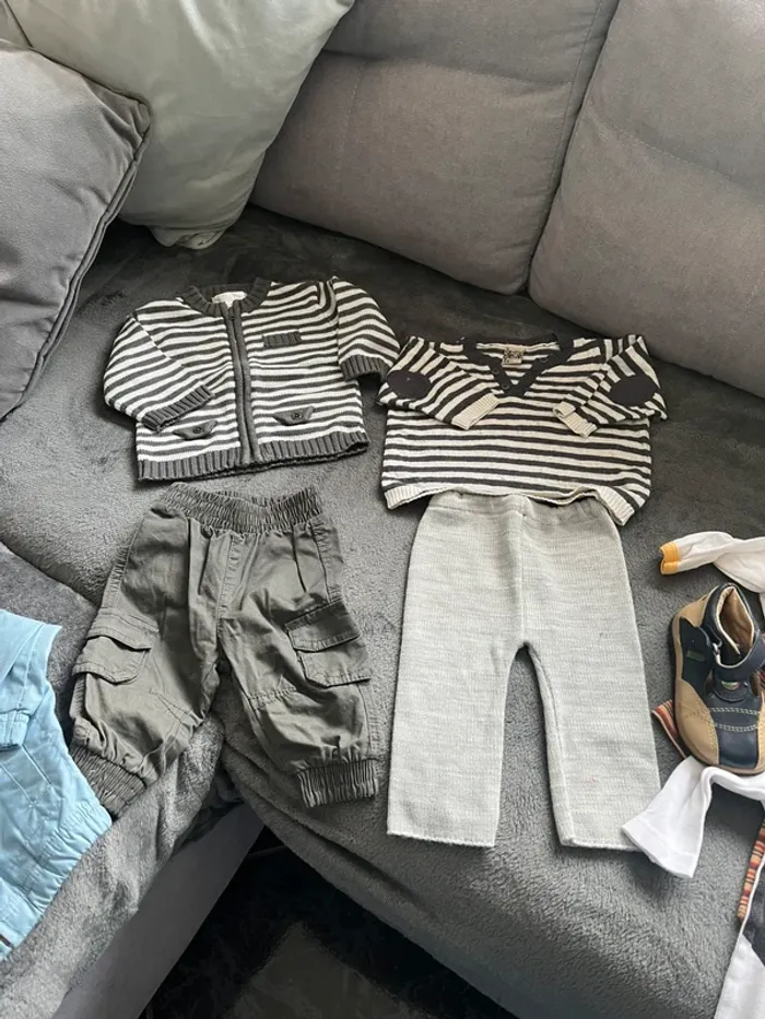 Bac à vêtements marque de 3 a12 mois - photo numéro 8