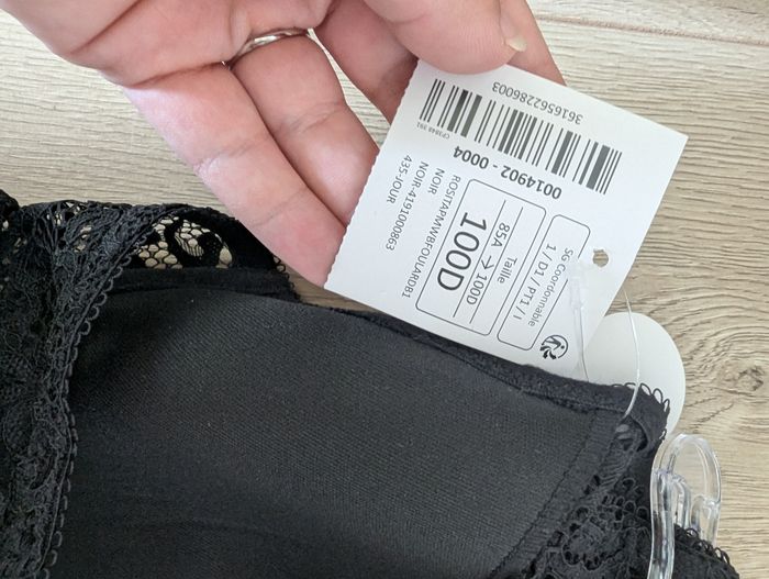 Soutien gorge - photo numéro 3