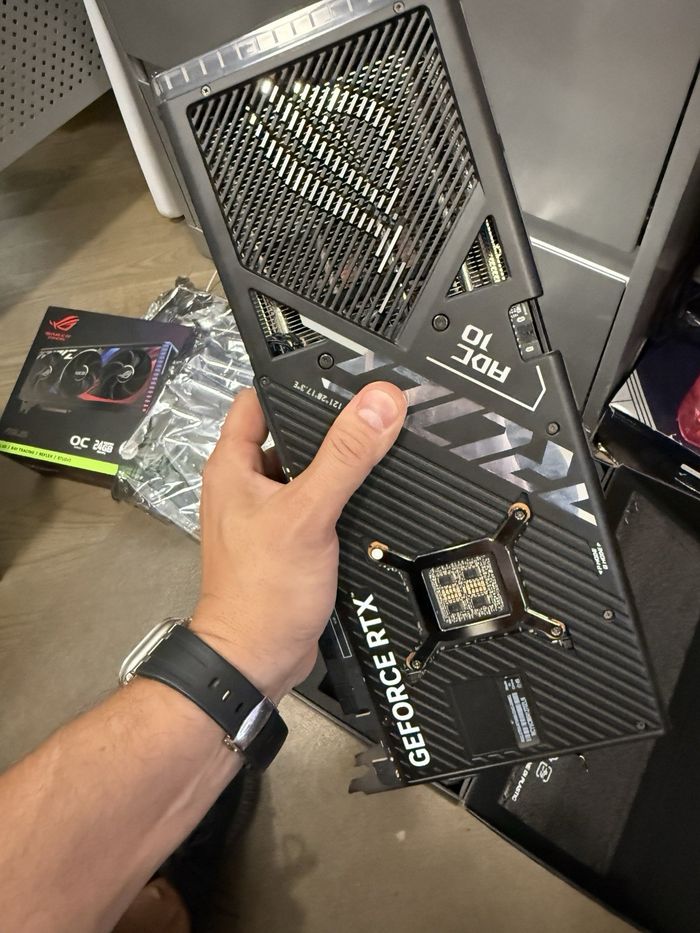 Carte_graphique_ASUS_ROG - photo numéro 2