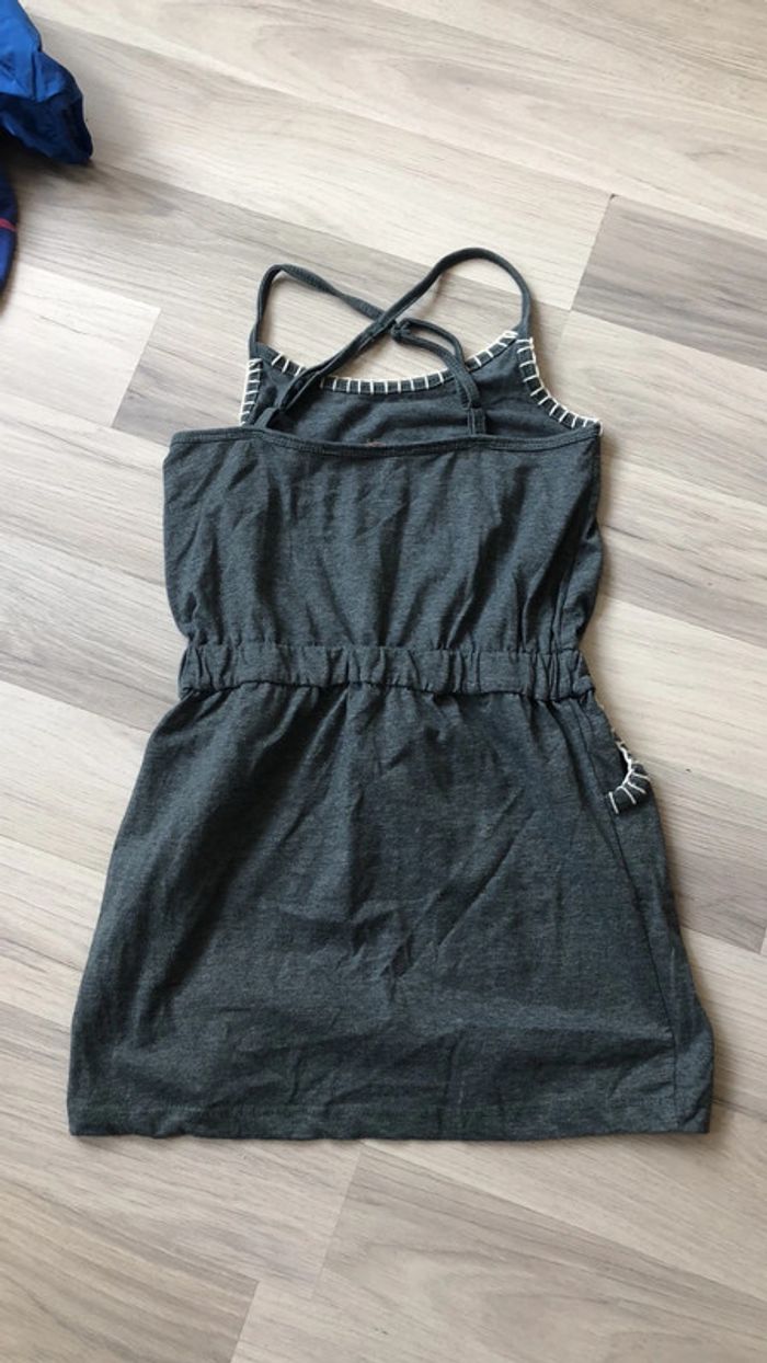 Robe avec petites poches - photo numéro 3