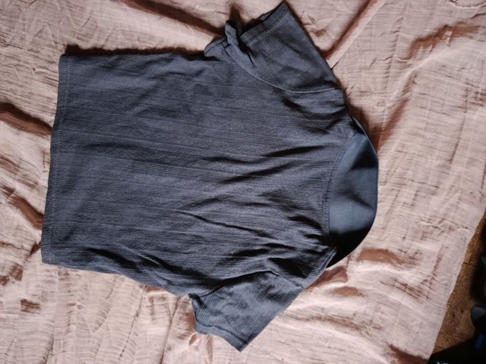 Tee-shirt gris foncé col V femme en M Pimkie - photo numéro 2