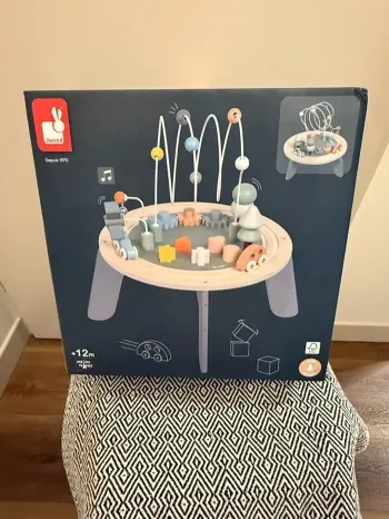 Janod - Table d’Activités en Bois Sweet Cocoon - 12 mois et +