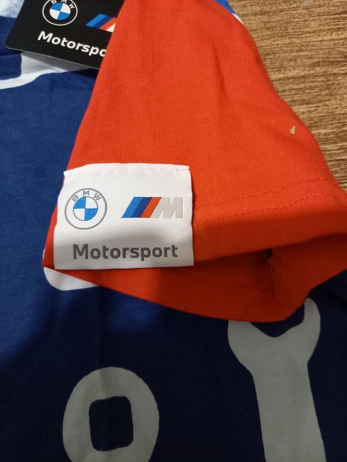 Tee shirt manches courtes taille 4/5 ans - photo numéro 3