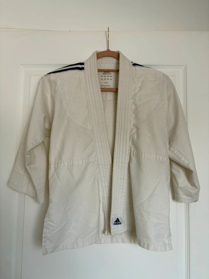 Kimono de judo mixte 10 ans Adidas bon état🤍 - photo numéro 2