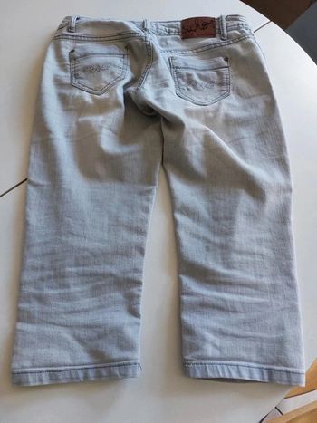 Pantacourt gris clair