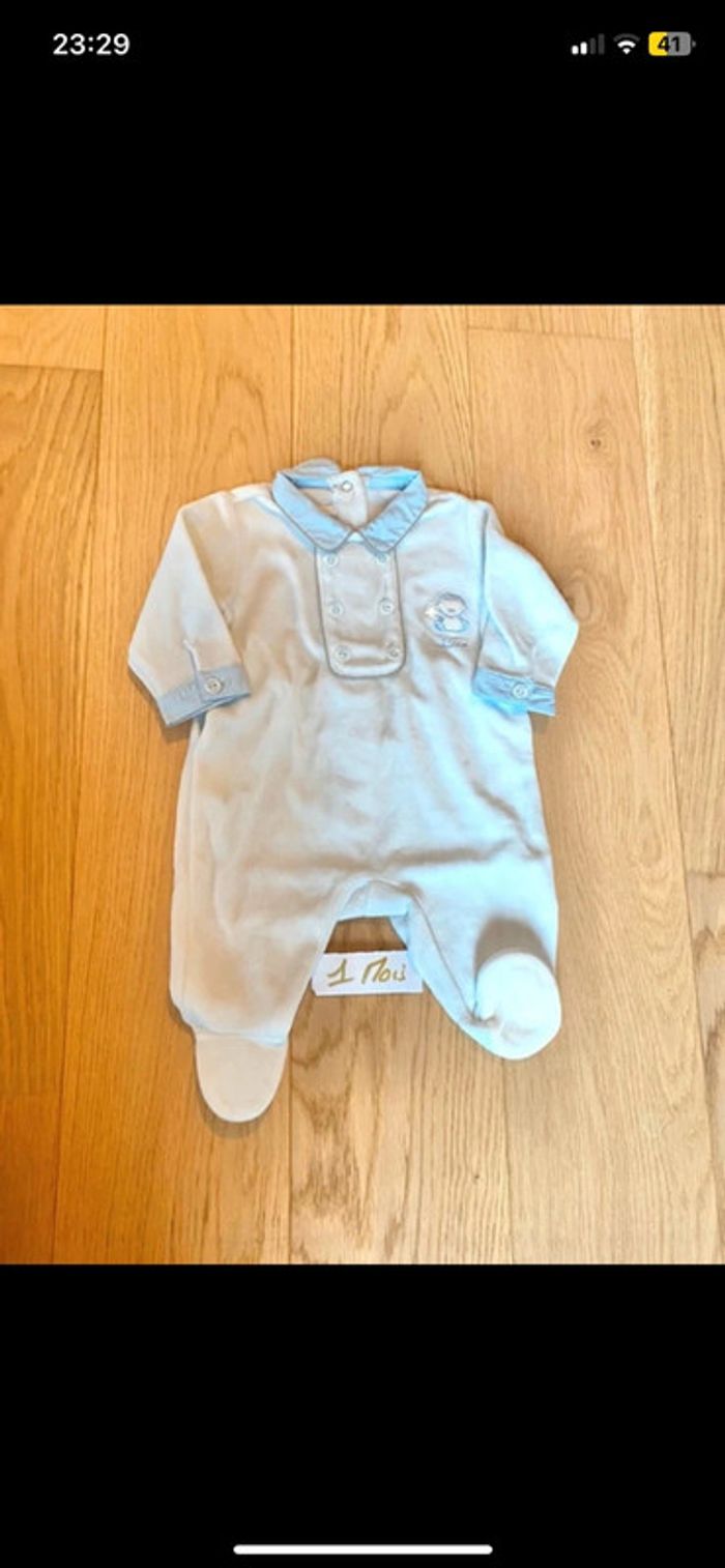 Lot de 6 Vêtements Bébé 1 mois - Pyjamas et Bodies - photo numéro 3