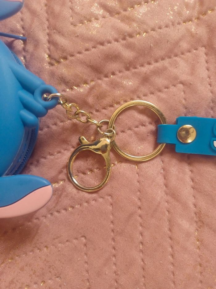 Porte-monnaie porte clés stitch bleu - photo numéro 4