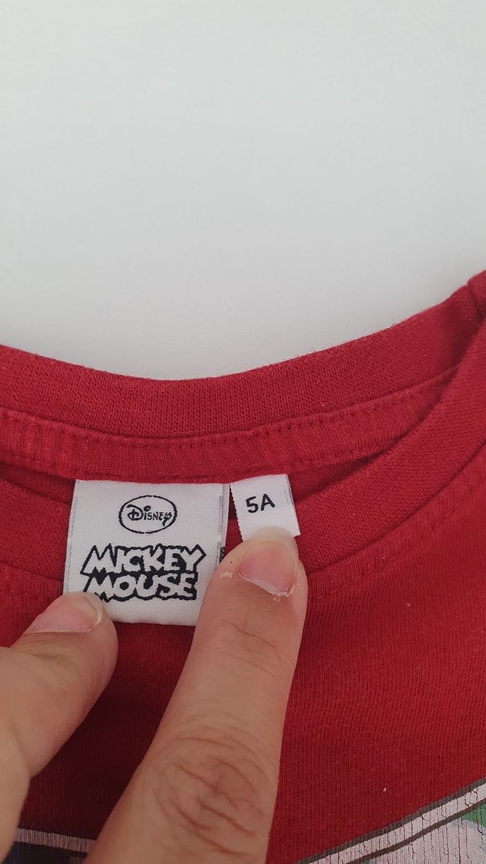 T shirt Mickey en 5 ans - photo numéro 5