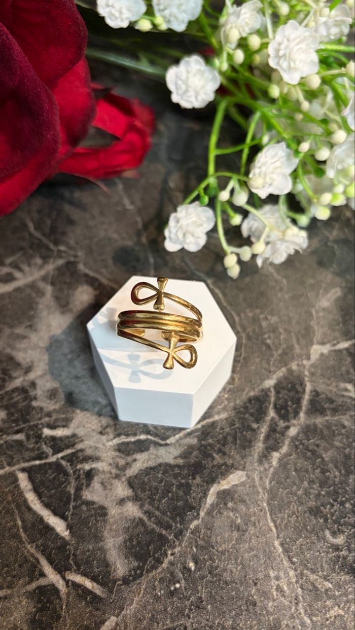 Bague croix de Ankh doré acier inoxydable