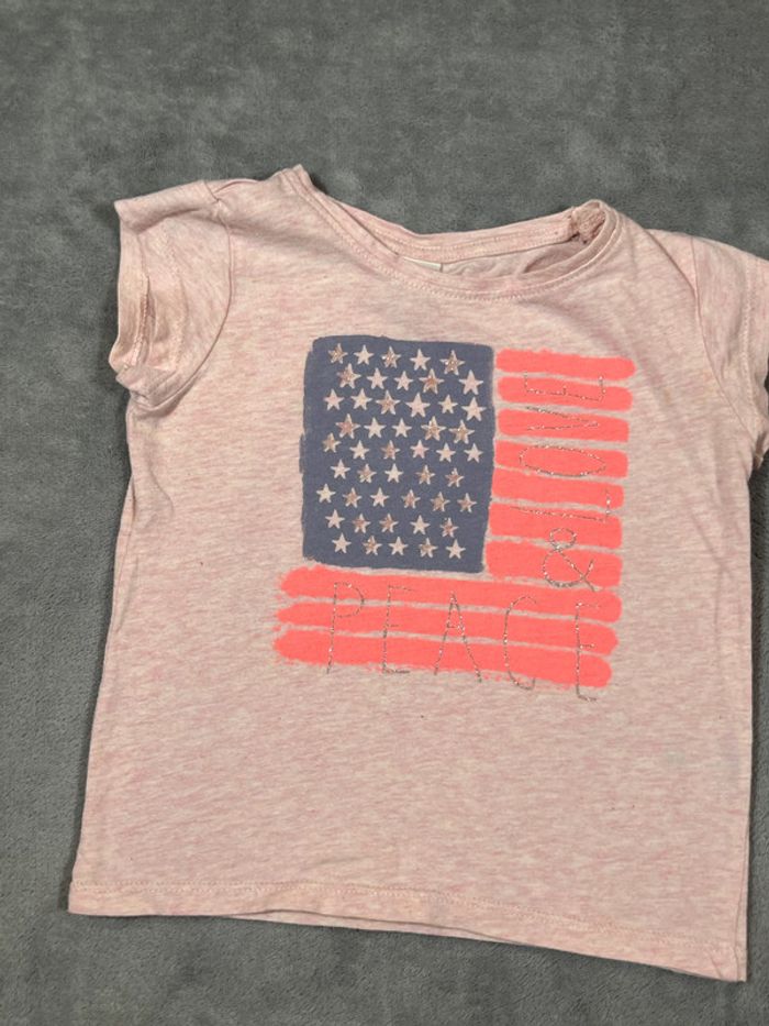 T-shirt fille drapeau usa  « love&peace » taille 2 ans Tape à l'oeil