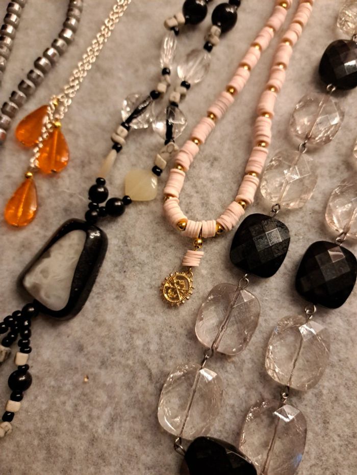 Lot de bijoux multicolore noir blanc - photo numéro 10