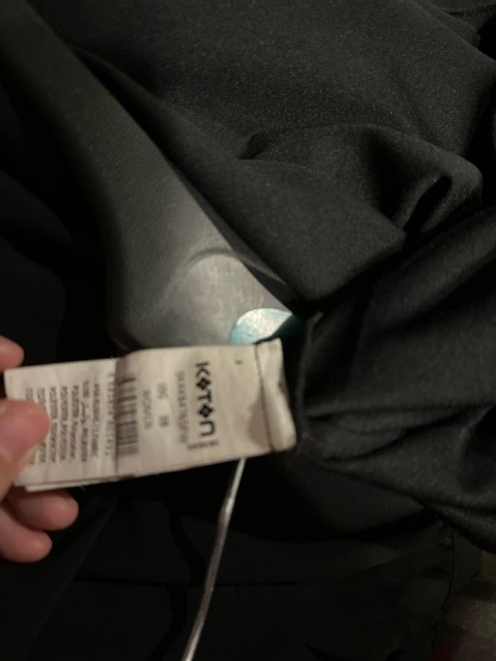 Robe de soirée décolletée - photo numéro 7