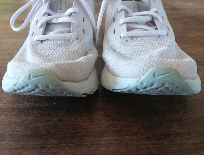 Baskets Nike Women Revolution 5 Sneaker Running 38.5 - photo numéro 7