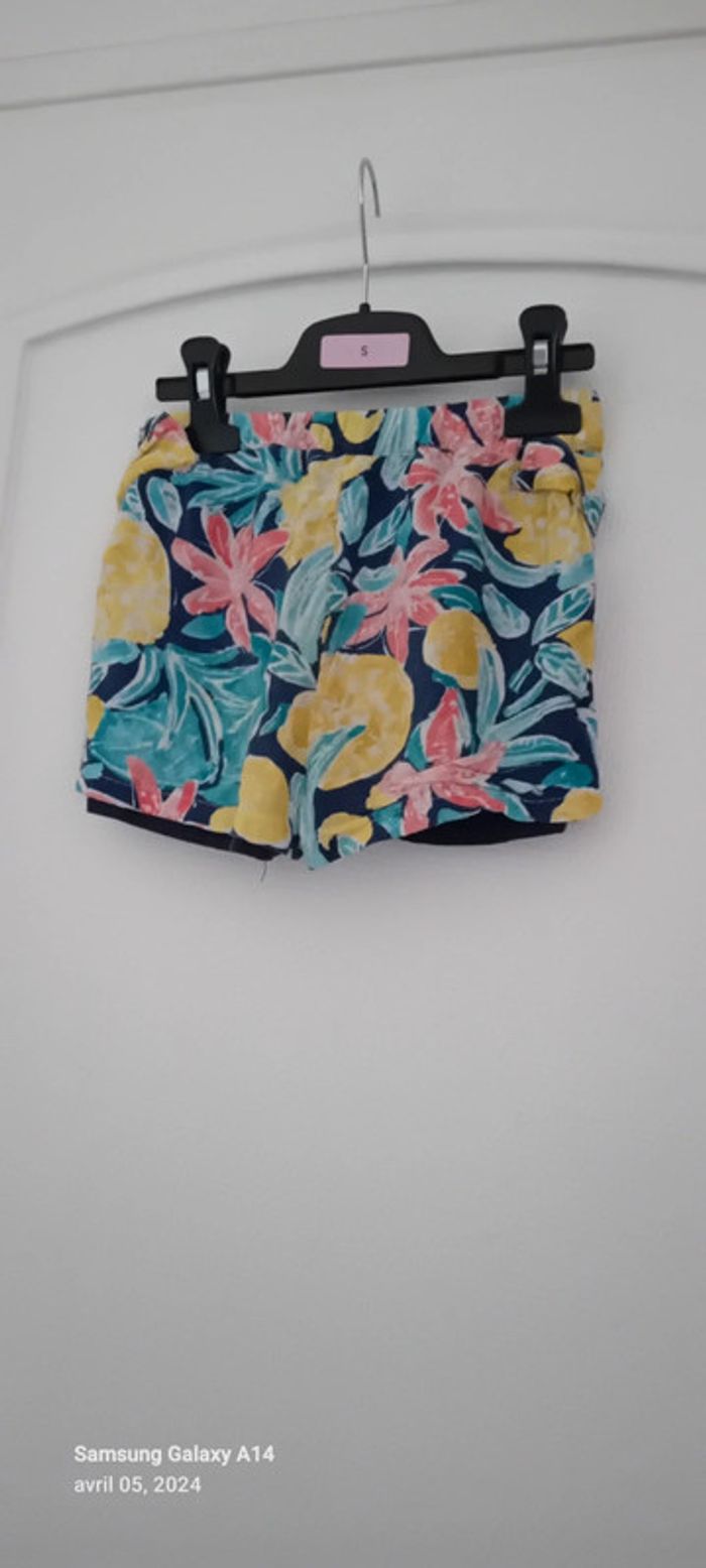 Short en lin motif floral fille 8 ans - photo numéro 6