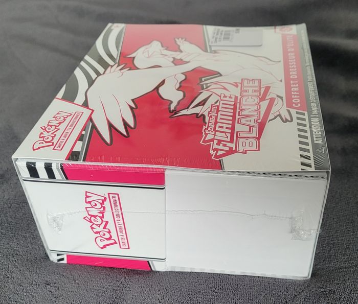 Coffret ETB collection flamme blanche écarlate et violet - photo numéro 6