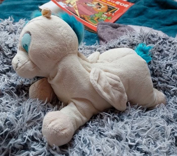 Peluche Disney disneyland Paris pegase
