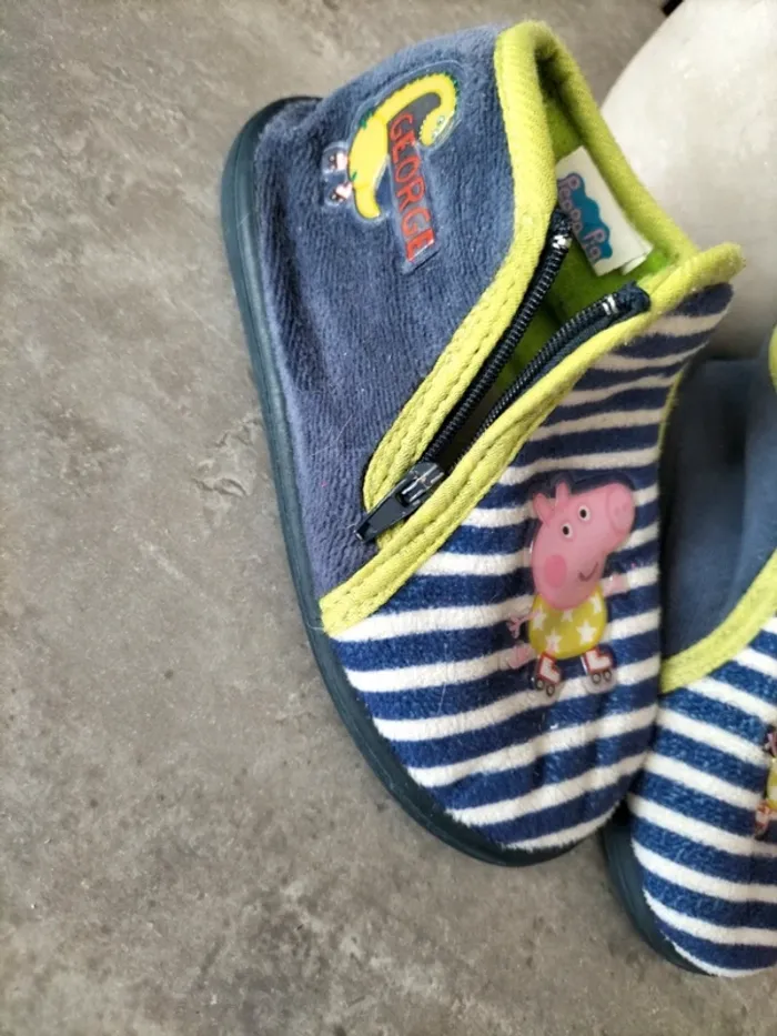 Chaussons taille 26 Peppa pig - photo numéro 2