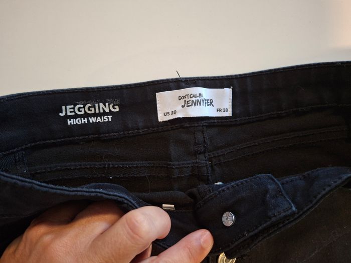 Vend ces 2 jeans Jennyfer taille 30 - photo numéro 7