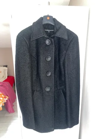 Manteau noir Le phrase de la baleine L