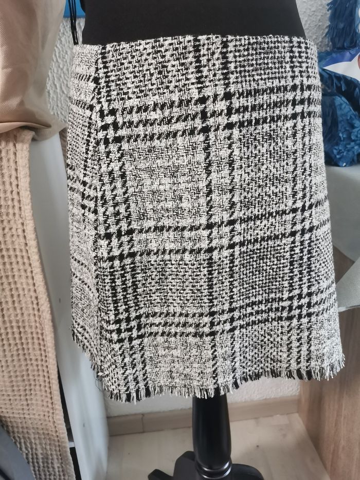 Jupe Kiabi noir et blanche l