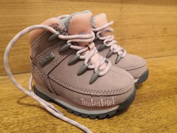 Bottines neuve timberland taille 22
