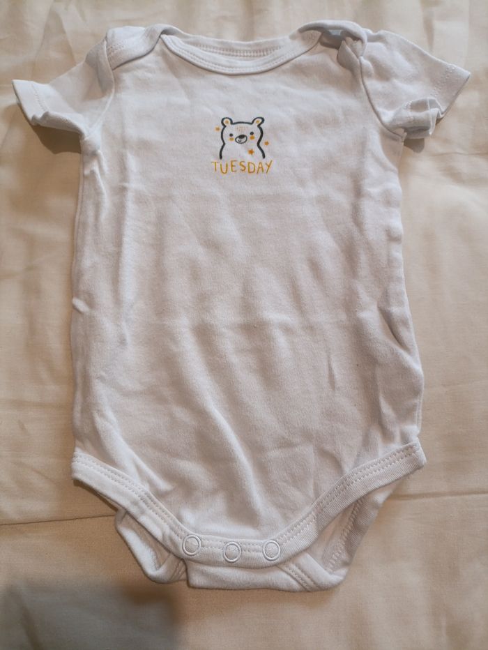 Body manches courtes 6 mois - photo numéro 8