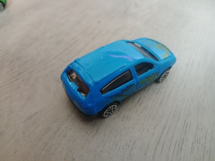 Petite voiture - photo numéro 6