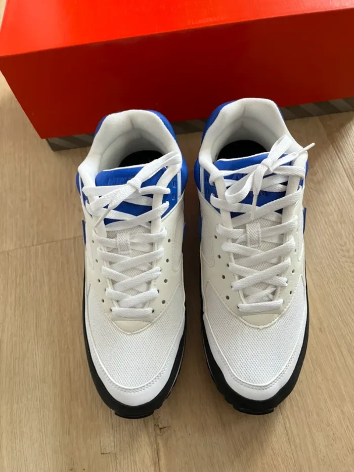 Nike Air Max BW OG White Persan Violet Taille 42 - photo numéro 2