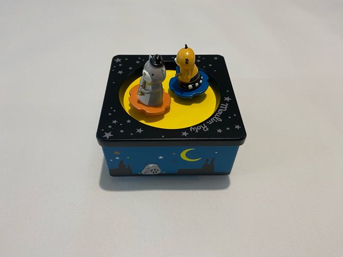 Boite à musique Les Moustaches Moulin Roty - photo numéro 2