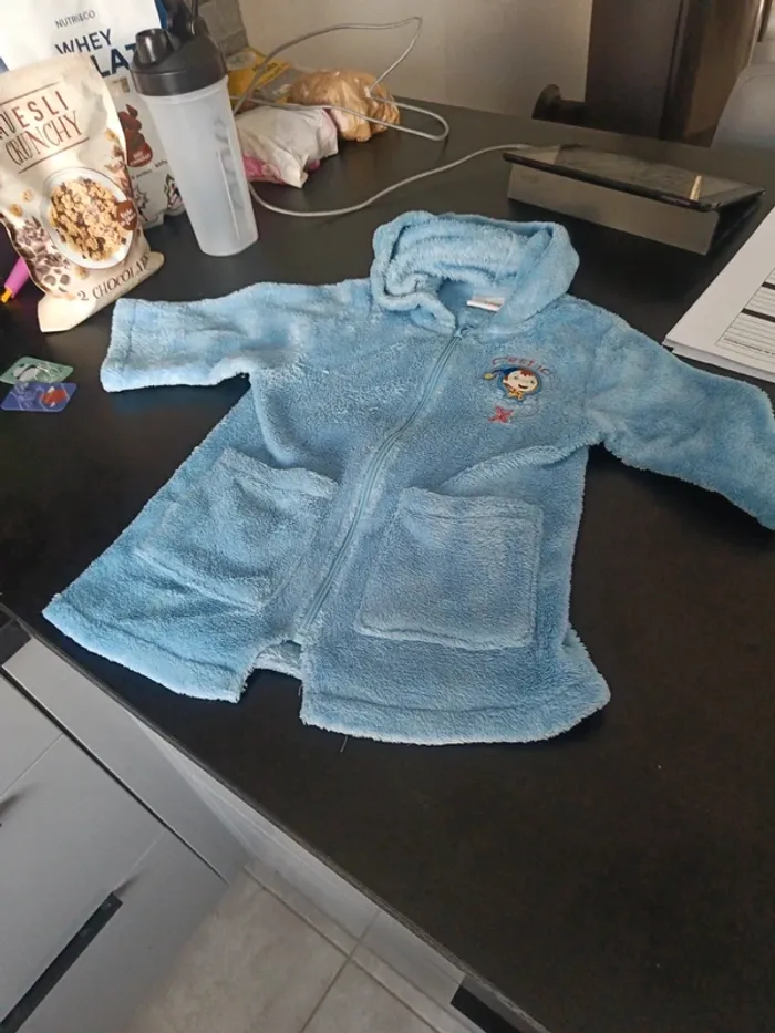 Peignoir tout doux pilou pilou oui oui en tres bon etat taille 2 ans - photo numéro 4