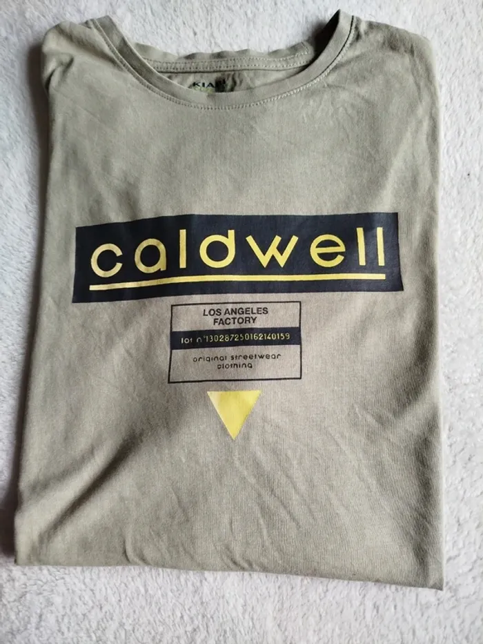T-shirt Kiabi enfant taille S Caldwell - photo numéro 2