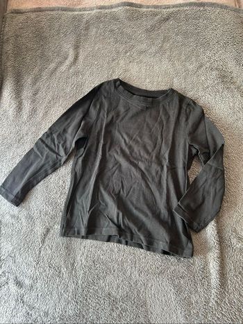 Haut noir basic