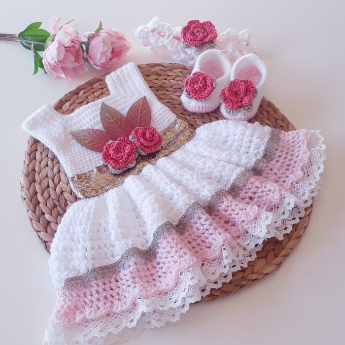 Vêtement bébé fille robe crochet dentelle noeud satin rose 6 mois - photo numéro 3
