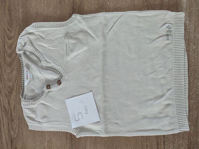 Pull sans manche