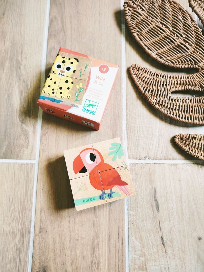 🐯Puzzles cubes 6 en 1 animaux de la savane en bois marque Djeco