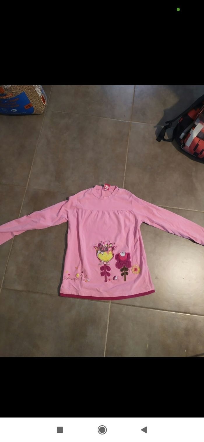 Sweat Tuc Tuc en très bon état 12 ans