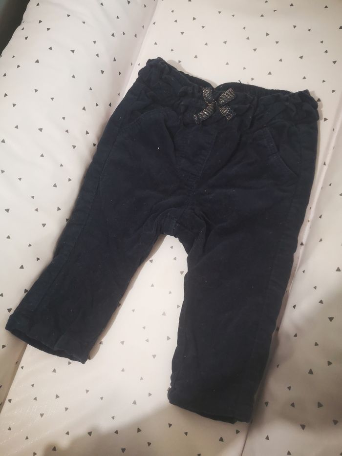 Lot pantalon 1 mois