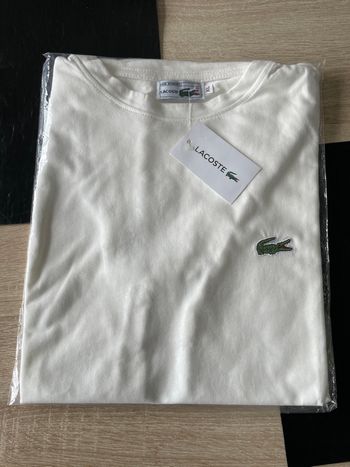 T-shirt Lacoste blanc 