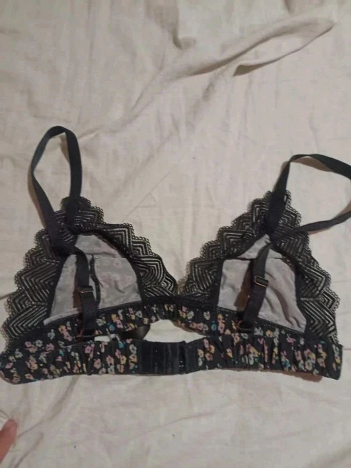 Brassière taille M - photo numéro 3