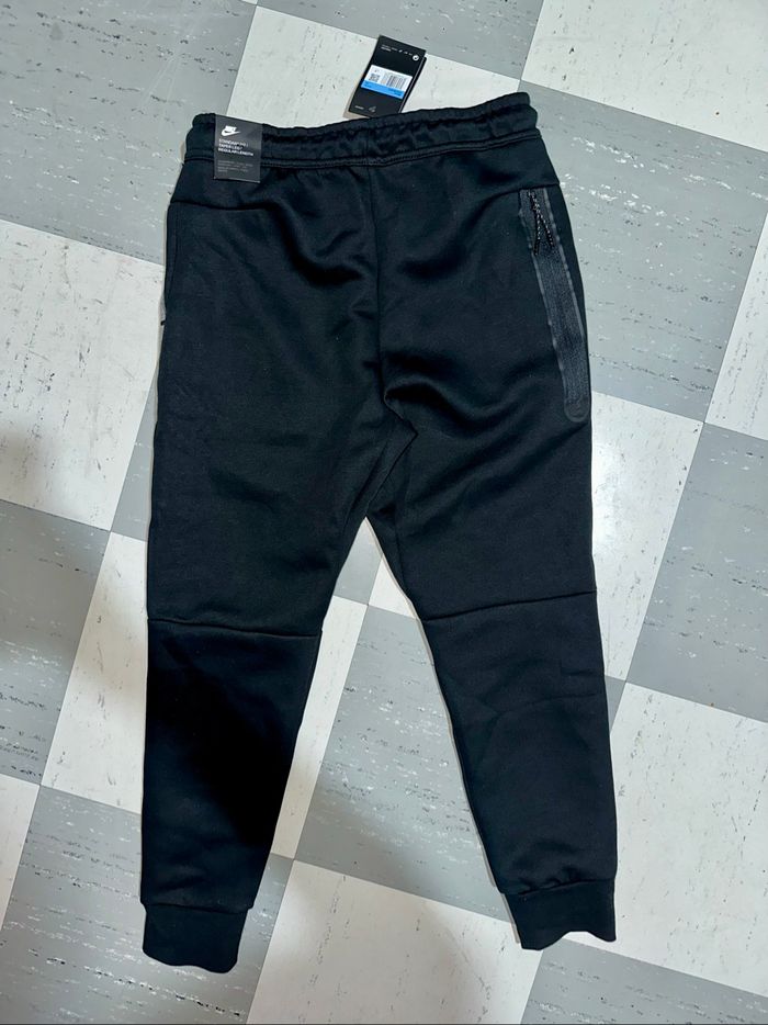 Nike tech fleece - photo numéro 3