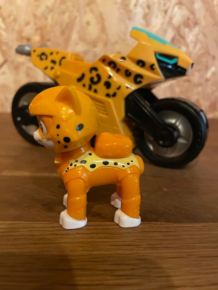 Idée Cadeau 🎁 Cat Pack Figurine Chat de Chascadeur de la Pat Patrouille avec sa moto Rare Wildcat - photo numéro 3