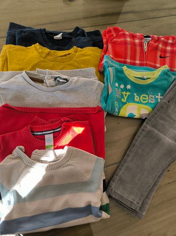 Lot vêtements 24 mois