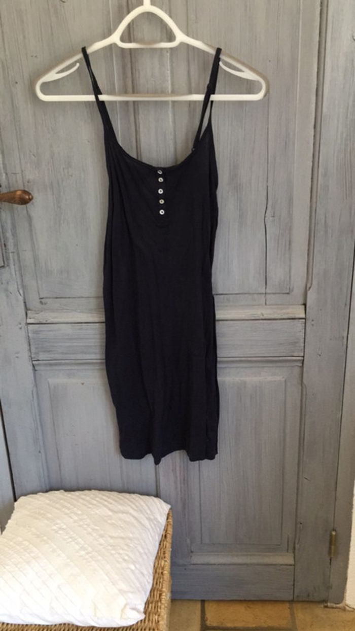 Robe légère bleue marine