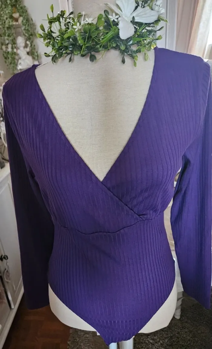 Body violet Kiabi Taille M Neuf - photo numéro 2
