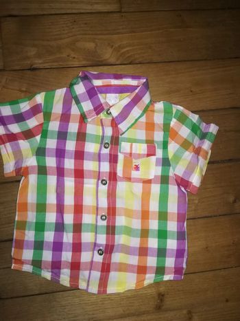 Chemise colorée taille 12 mois 1€