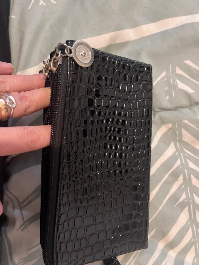 Pochette noire - photo numéro 5