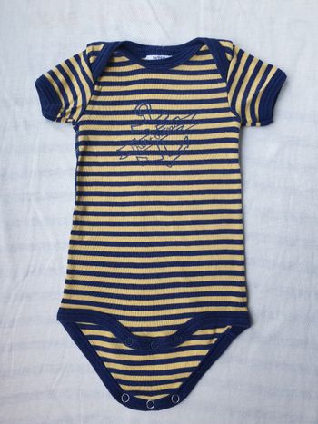 Body Manches Courtes Petit Bateau 1 mois