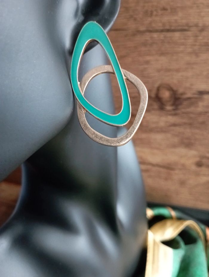 Boucles d'oreilles pour oreilles percées - photo numéro 2