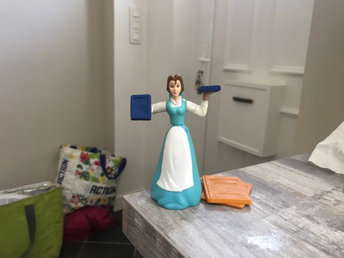 Figurine belle la belle et la bête disney